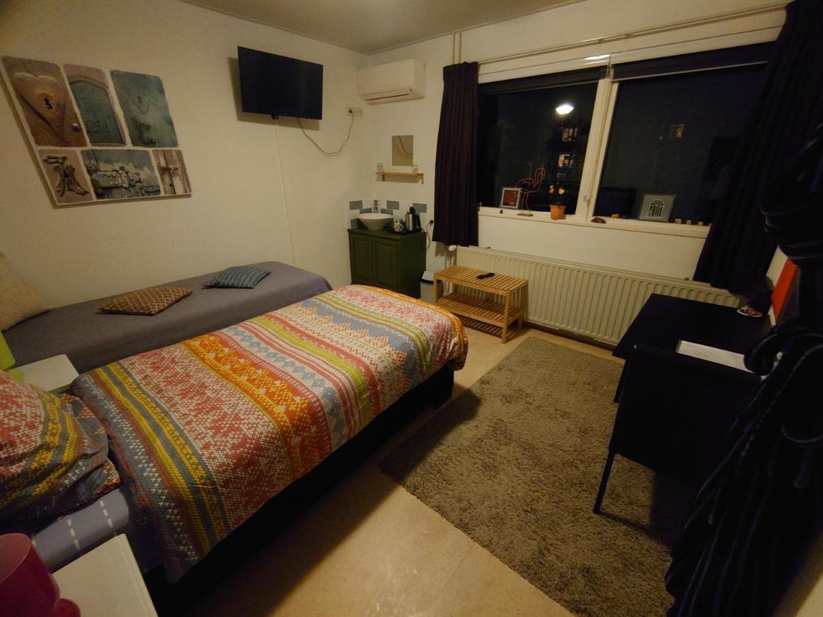 Bed and Breakfast Het Koekoeksnest-Ньивегейн Экстерьер фото